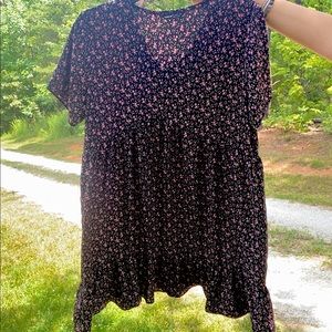 SHEIN, size large, floral print, flowy, short sleeves, comfy, trendy